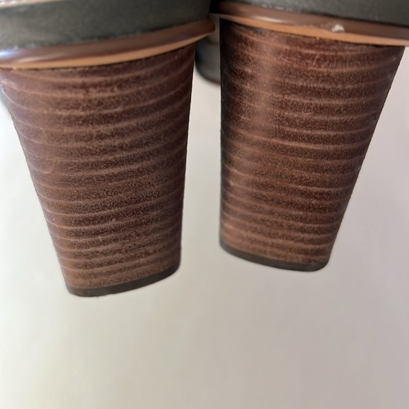 Vince Camuto Cutout Nubuck Caged Heeled Sandals-Deverly Gray 8 - Picture 9 of 14